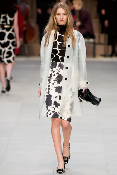 Look 38